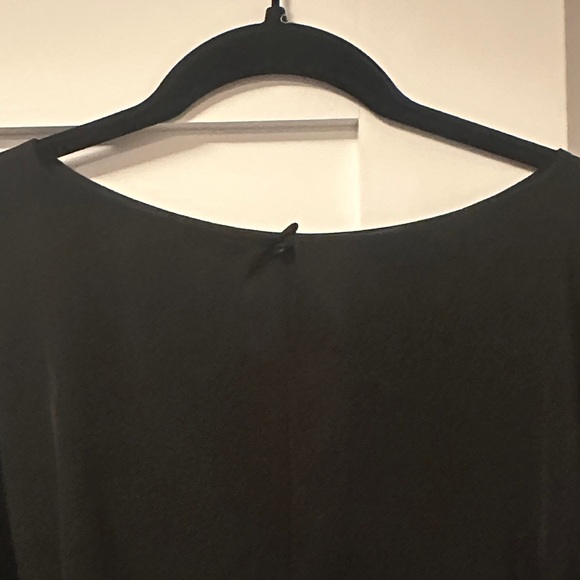 Uniqlo Elegant Black Women's Blouse - Size Small - Picture 4 of 6